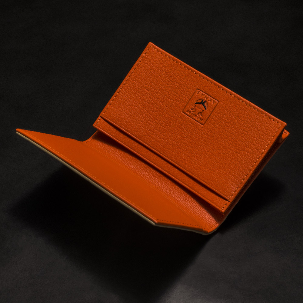 Han-003-GaSable-GtOrange-b-003(SQ)